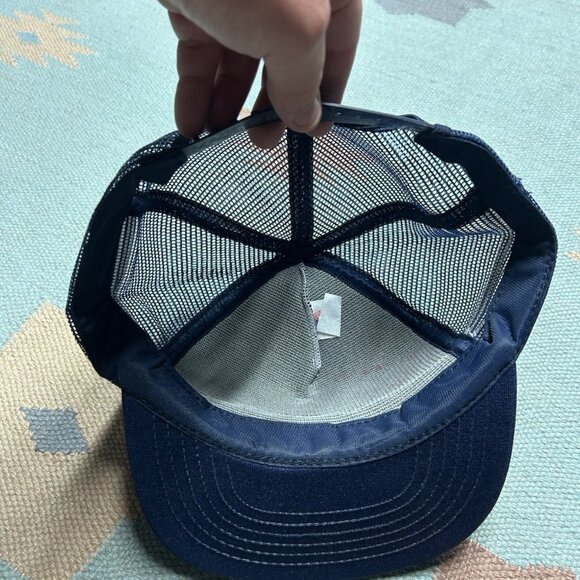 Vintage 80s trucker hat mesh cap 2 stripe your wife’s an angel mine’s dead funny - Picture 5 of 8